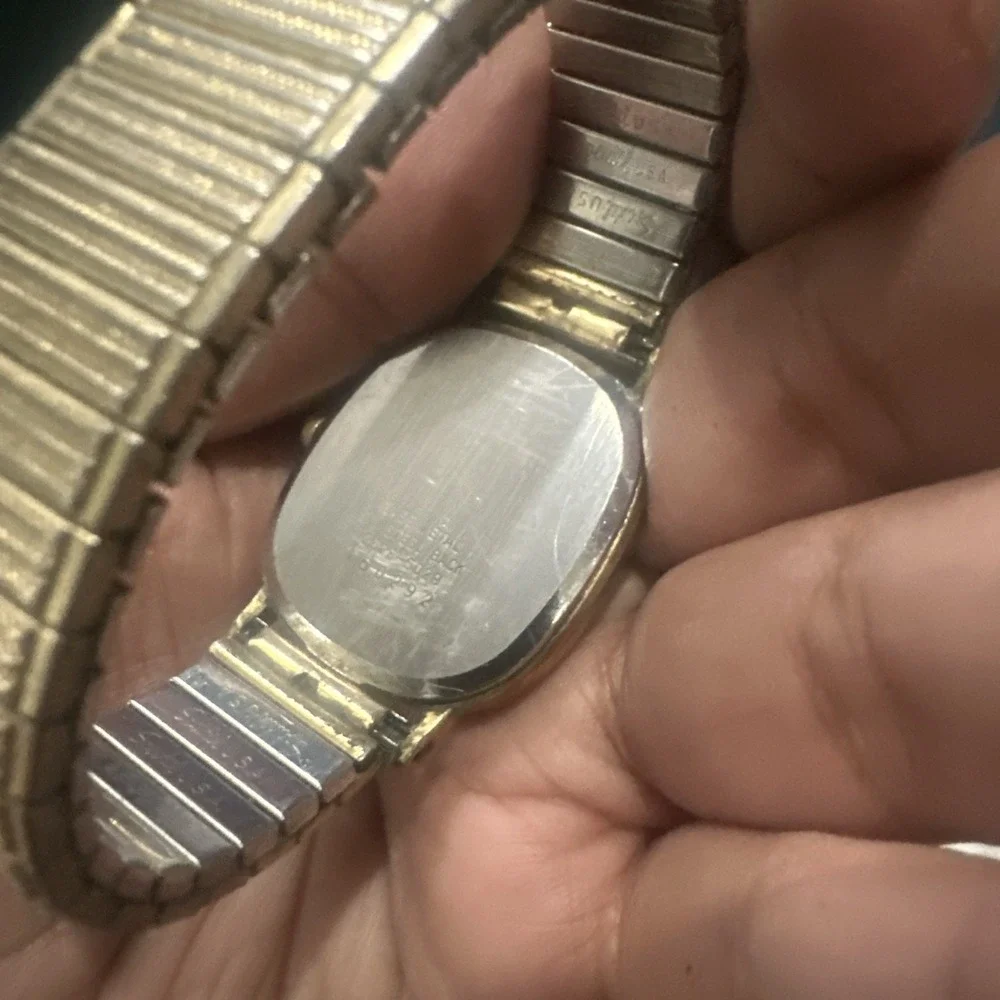 Working Vintage Seiko 2628-5029 Men's Watch Quartz Gold Tone 28.5mm Rare Runs